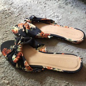 Ann Taylor Factory Floral Sandals